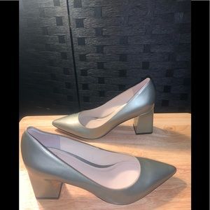 Marc Fisher LTD Zala Pointy Block Olive Green Heel Size 7M